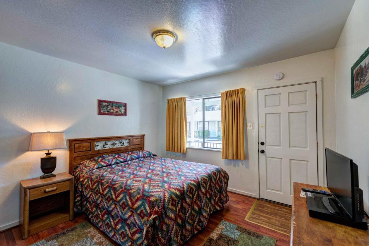 Lake Shasta Lodge Lakehead Zewnętrze zdjęcie